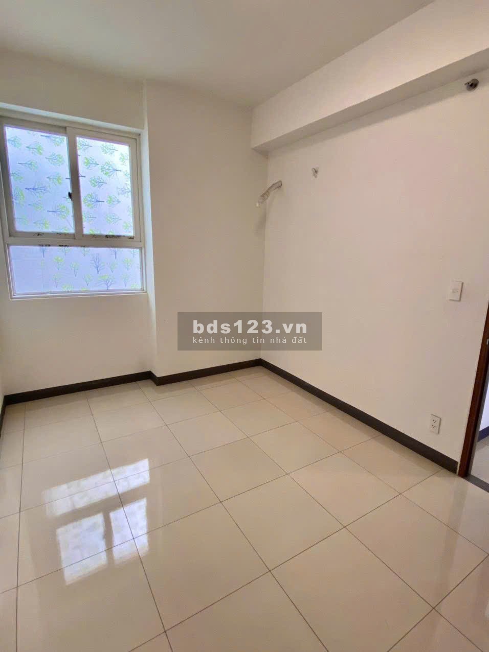 Chung cư Bàu cát, p10, Tân BÌnh: 83m2, 2p ngủ, 2wc, NT, 11tr/th