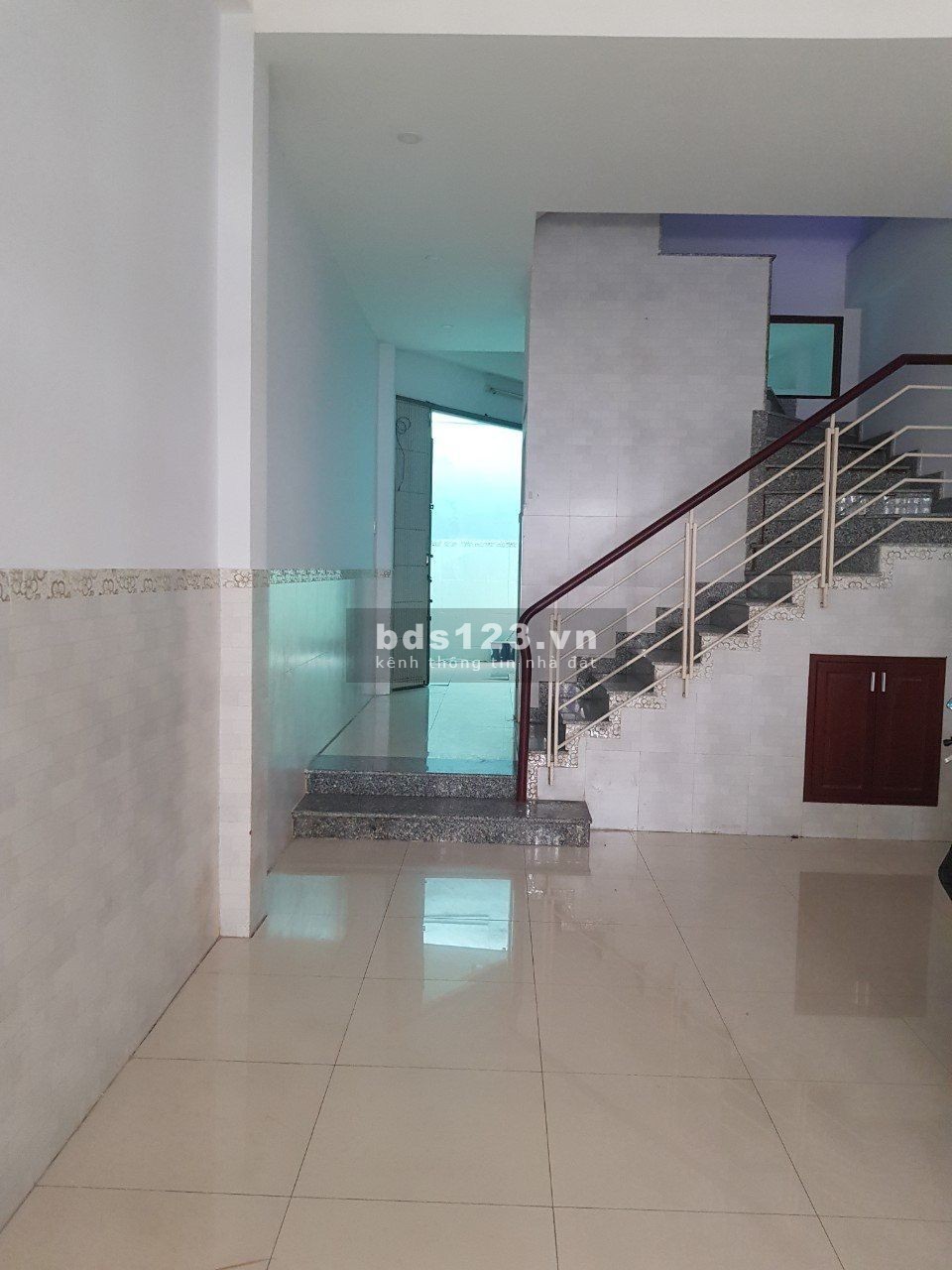 7 tỷ, Ngay chợ Bà Chiểu - ôtô đỗ trước nhà - Nhà nát tiện xây mới. Nguyễn Huy Lượng 4x14m