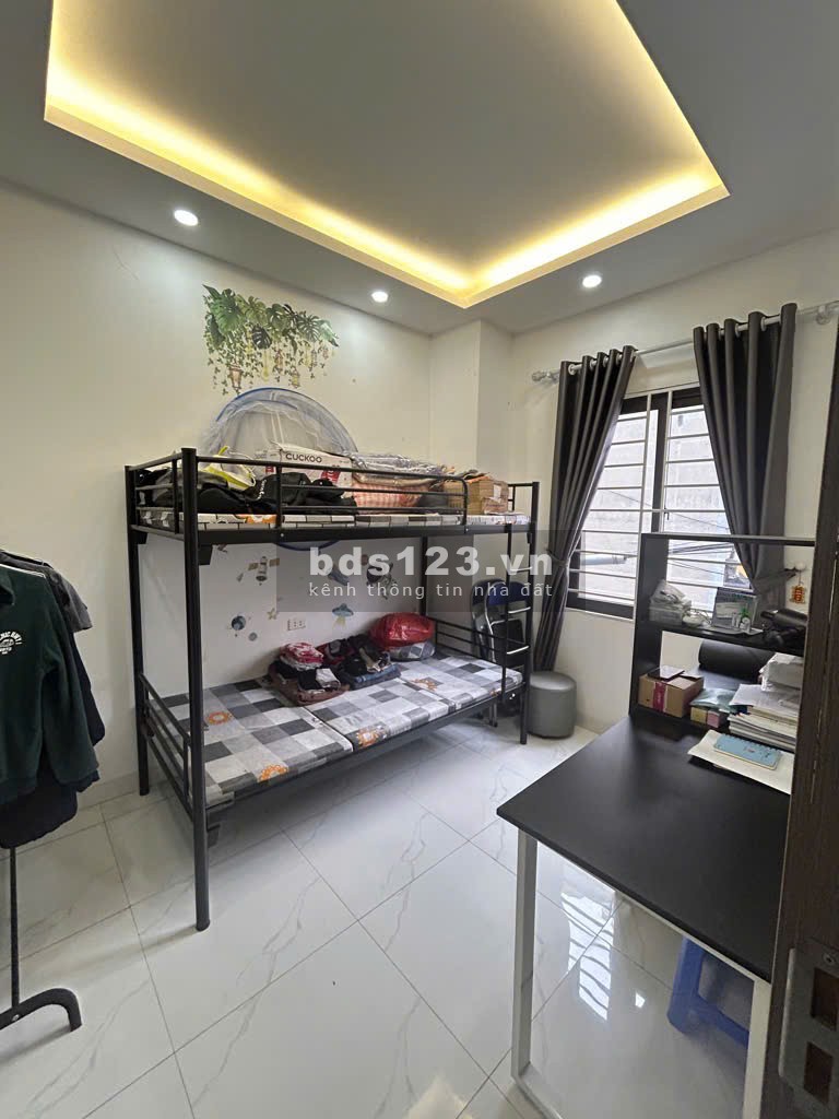 Bán nhà Ngọc Thụy – 43m² x 5 tầng – Giá 7.9 tỷ – 2 mặt ngõ thoáng – Full nội thất