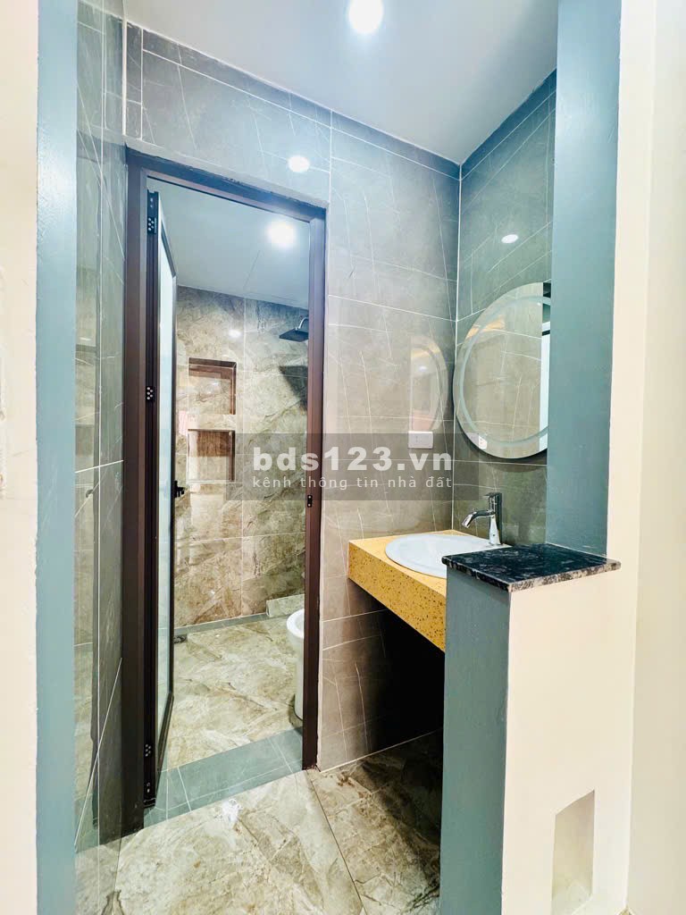 Bán nhà 6 tầng, có thang máy – Hệ thống chống cháy – Ngõ rộng, ô tô đỗ cửa – Tiện ích bạt ngàn