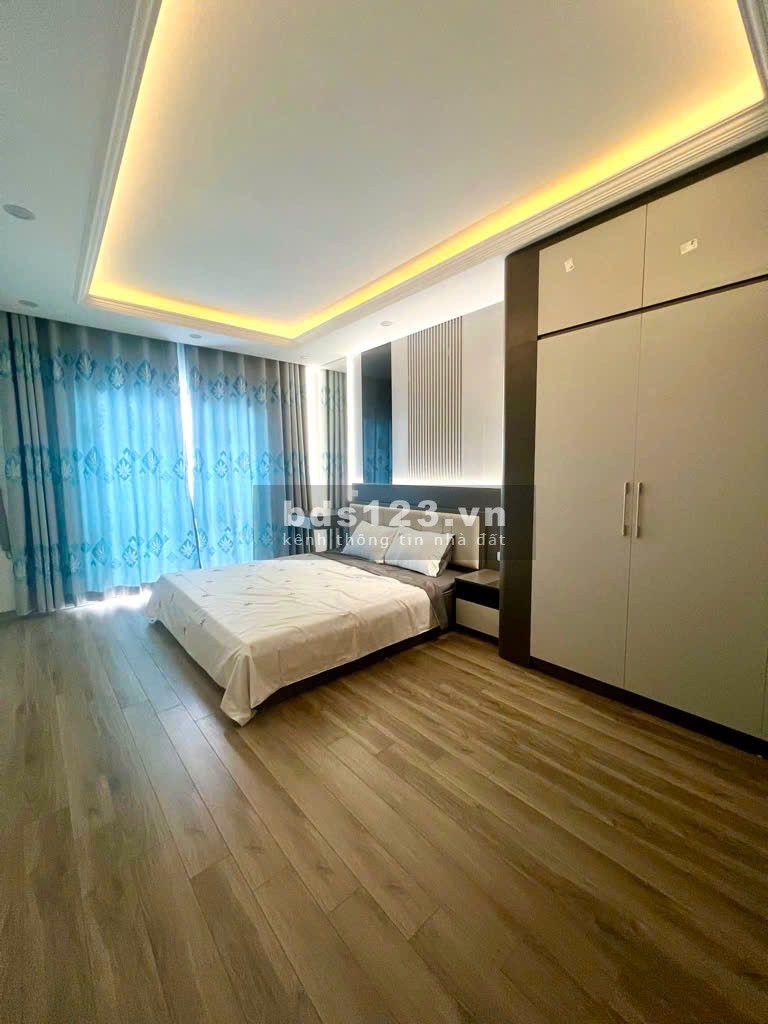 Bán nhà 6 tầng, có thang máy – Hệ thống chống cháy – Ngõ rộng, ô tô đỗ cửa – Tiện ích bạt ngàn