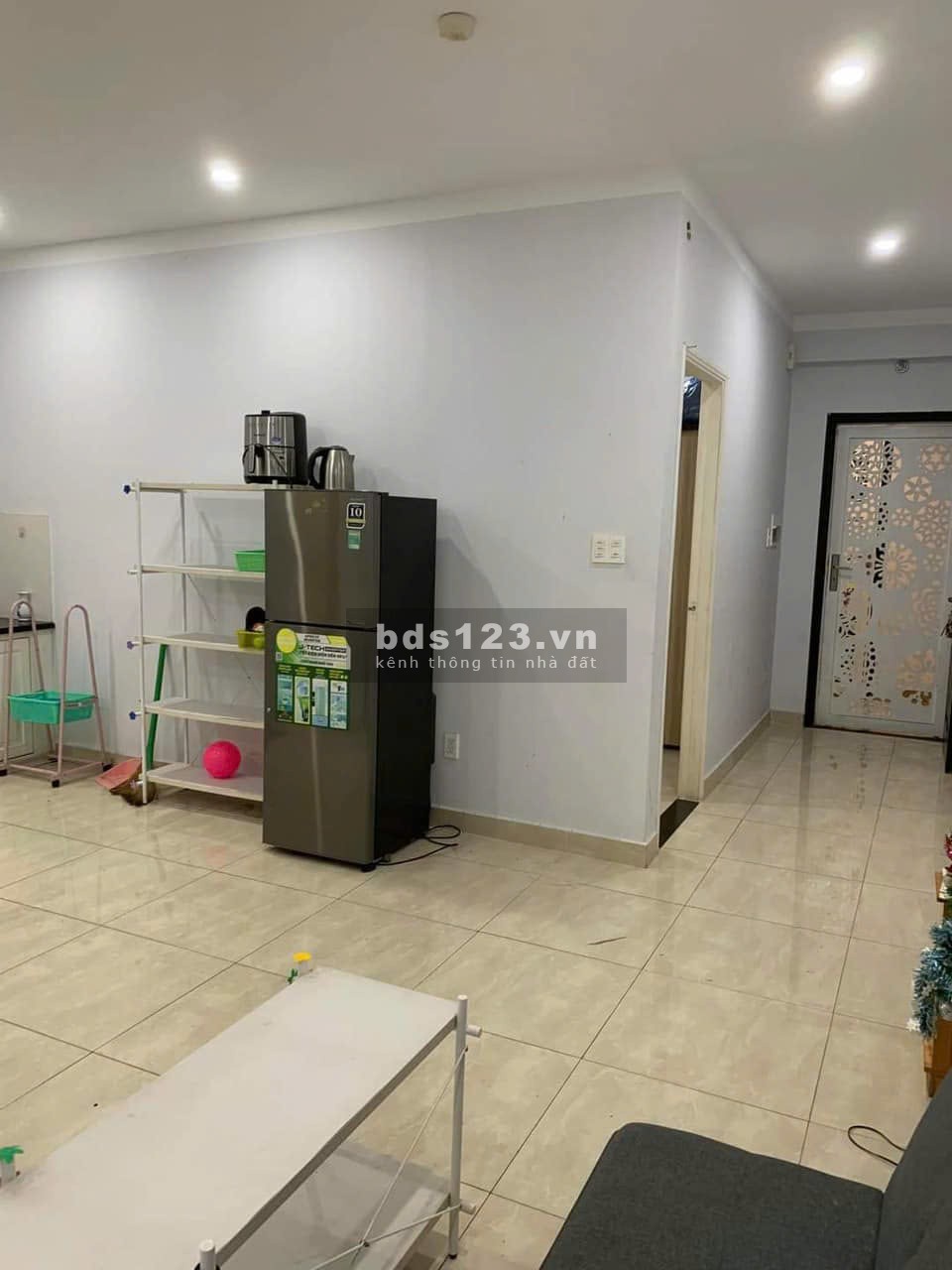 Chung cư Mỹ Vinh, Nguyễn thị MInh Khai, Q3: 81m2, 2p ngủ, 12tr/th