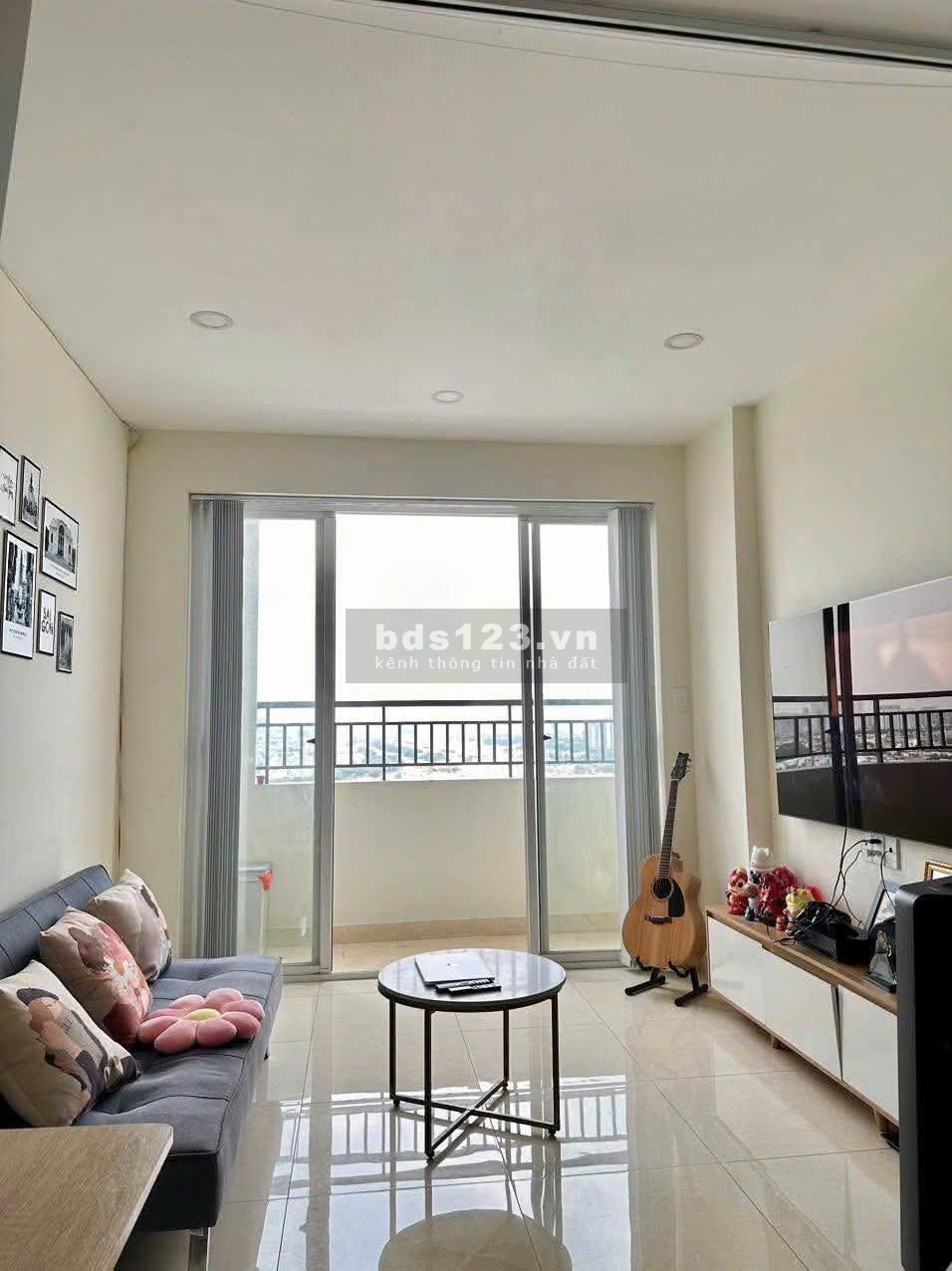 Chung cư Bàu cát, p10, Tân BÌnh: 83m2, 2p ngủ, 2wc, NT, 11tr/th