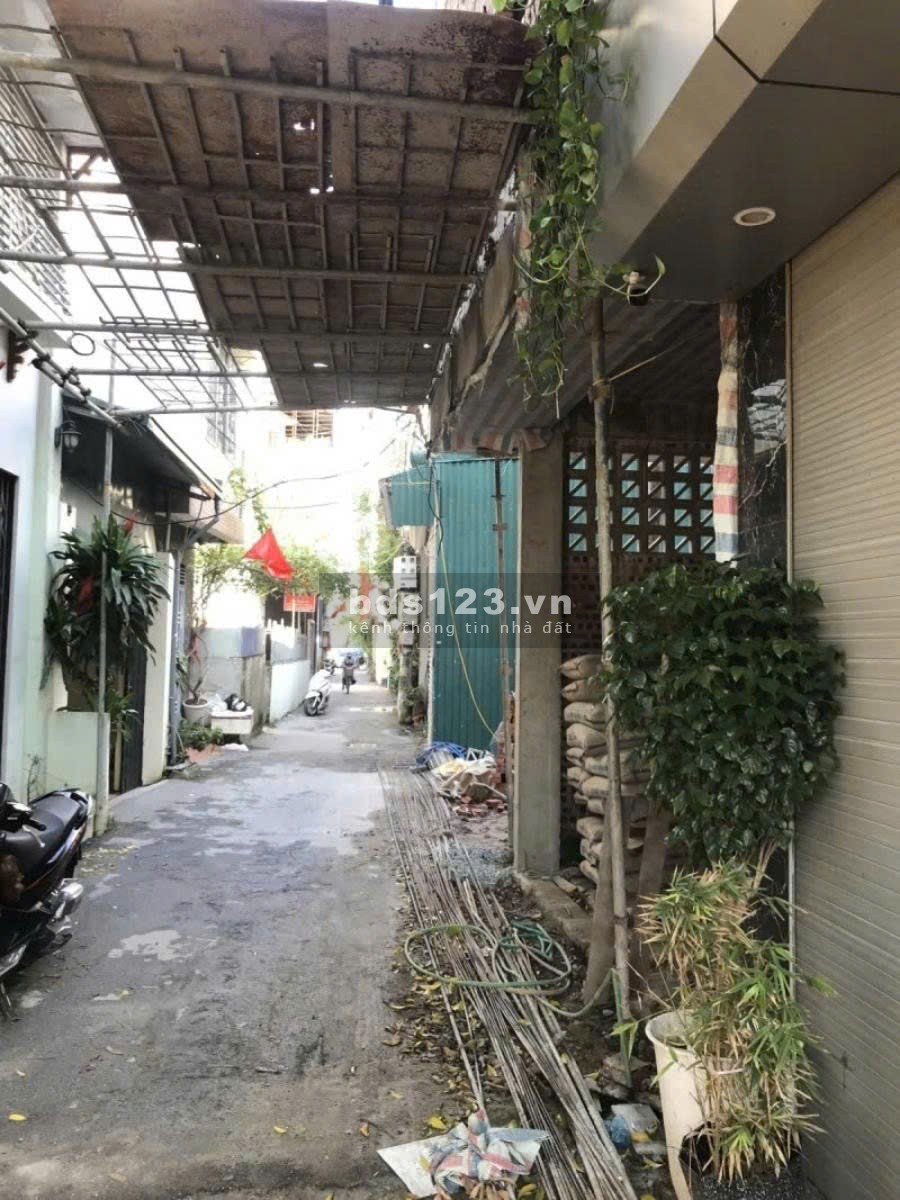 Nhà mới koong - Ô tô vào nhà - Thang máy - Gần Vin Smart City