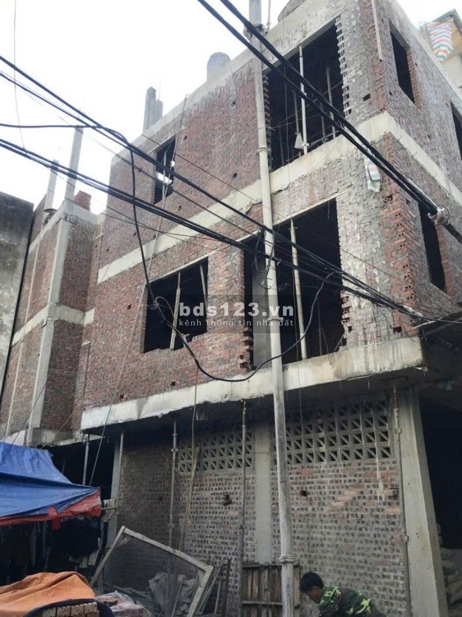 Nhà mới koong - Ô tô vào nhà - Thang máy - Gần Vin Smart City