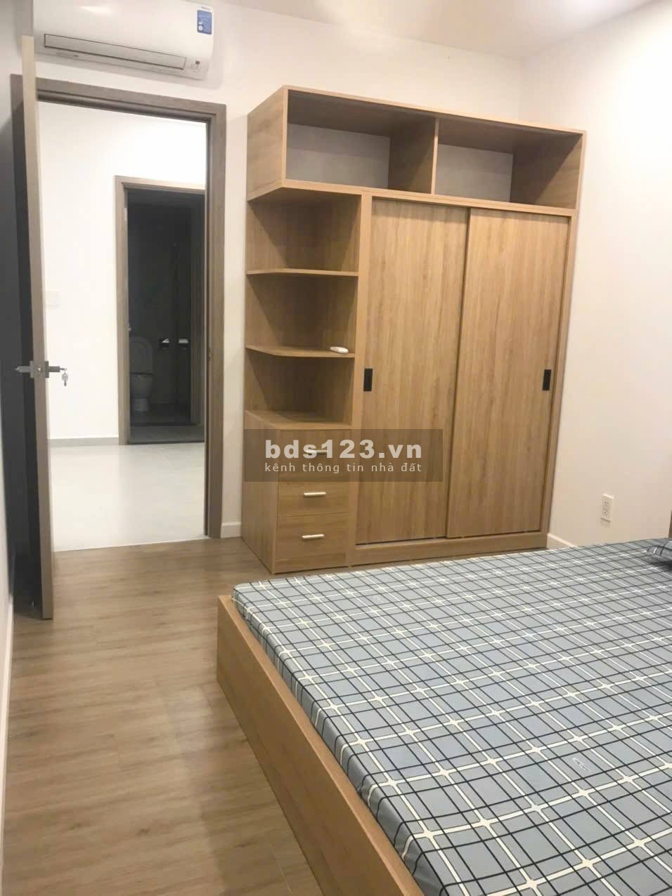 Cho thuê CC Quận 9 - 2PN, 2WC, 73m2 - 6.5 triệu/th. LH 0919 838 703