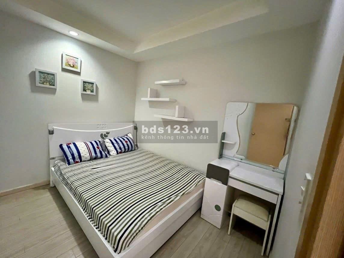 Chung cư Phúc Yên 2, Phan Huy Ích, P15, Tân Bình, 90m2, 2PN, 11tr/tháng.