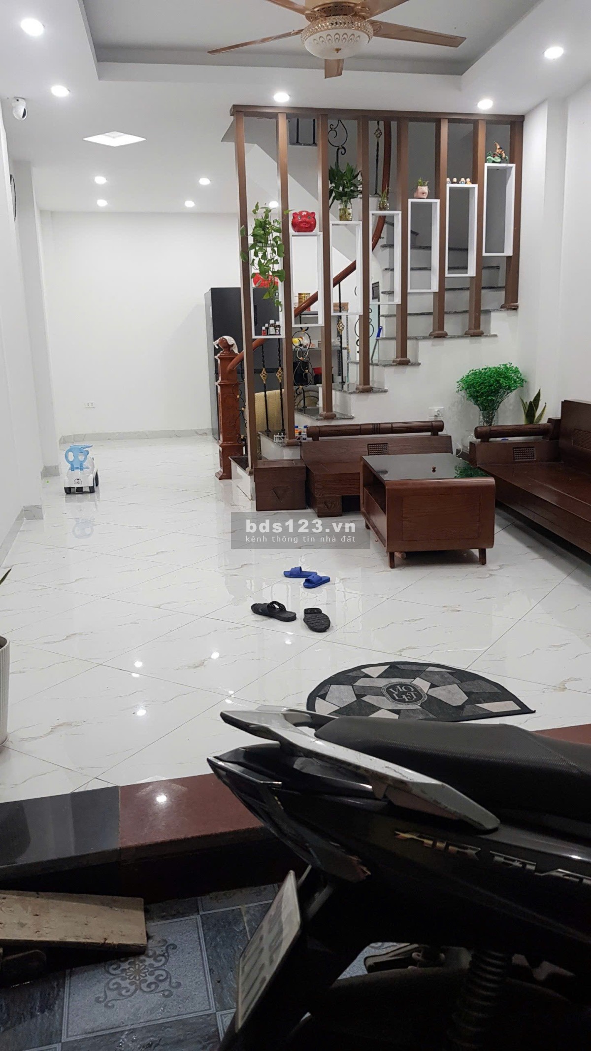 Nhà 4 tầng hơn 45m2 mới xây 2024 Nhân Hoà _ Tả Thanh Oai - Thanh trì - HN