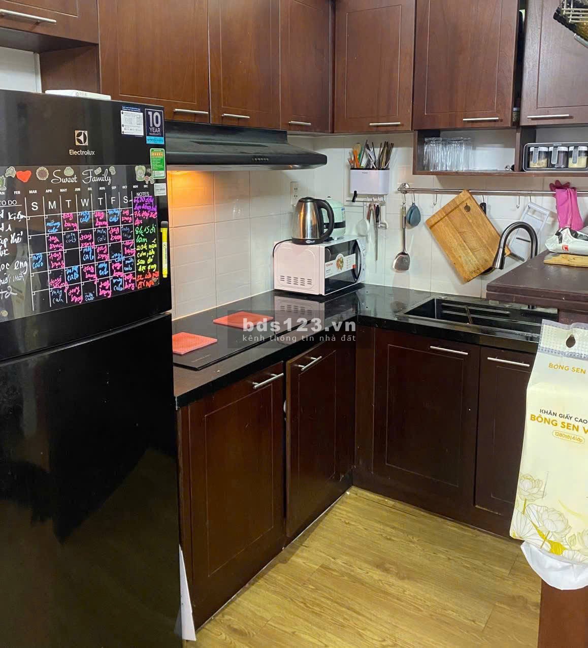 Chung cư Phan Xích Long, P7, PN: 1p ngủ, 60m2, nhà đẹp, ban công 9tr5