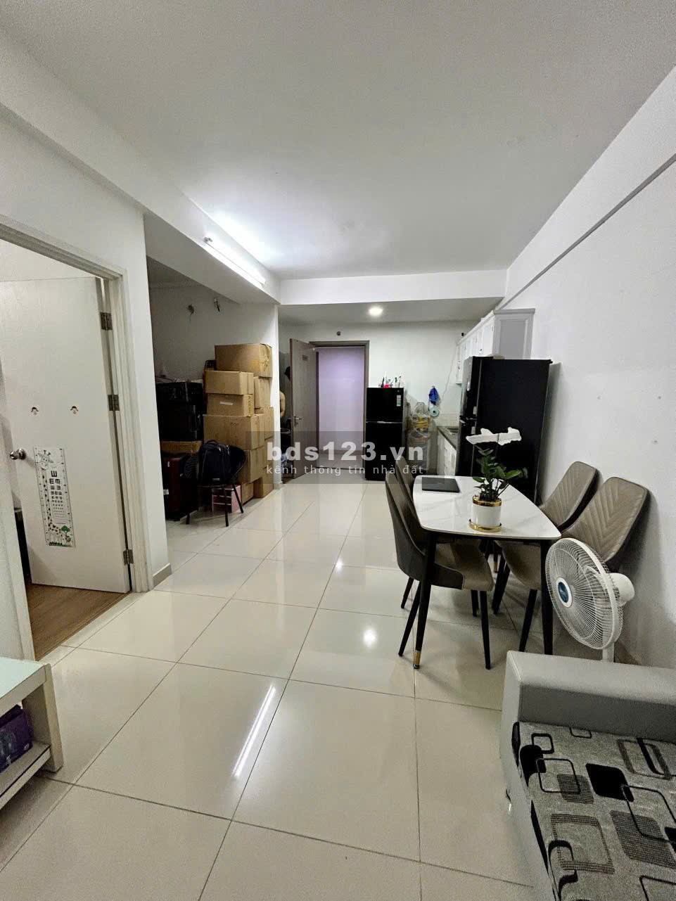 Chung cư Miếu Nổi, Vũ Huy Tấn, BT: 1p ngủ rộng, ban công, 10tr/tháng