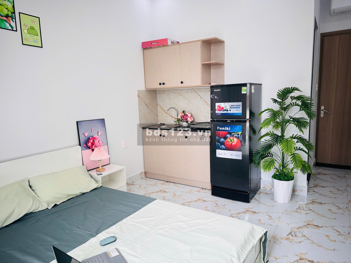 Căn hộ dịch vụ siêu xinh mới xây 100% có ban công lớn, full nội thất ngay Cầu Phú Mỹ Q7