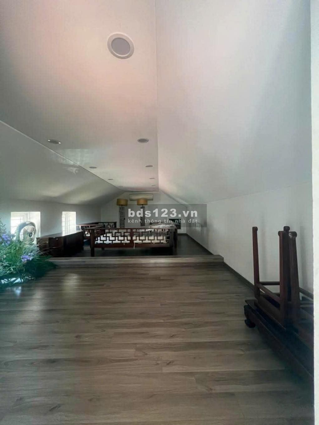 Biệt thự Ngọc Thụy, hàng xóm Khai Sơn, 313m2 xây 4 tầng, ô tô thông hạ tầng Khai Sơn phố Gia Thượng