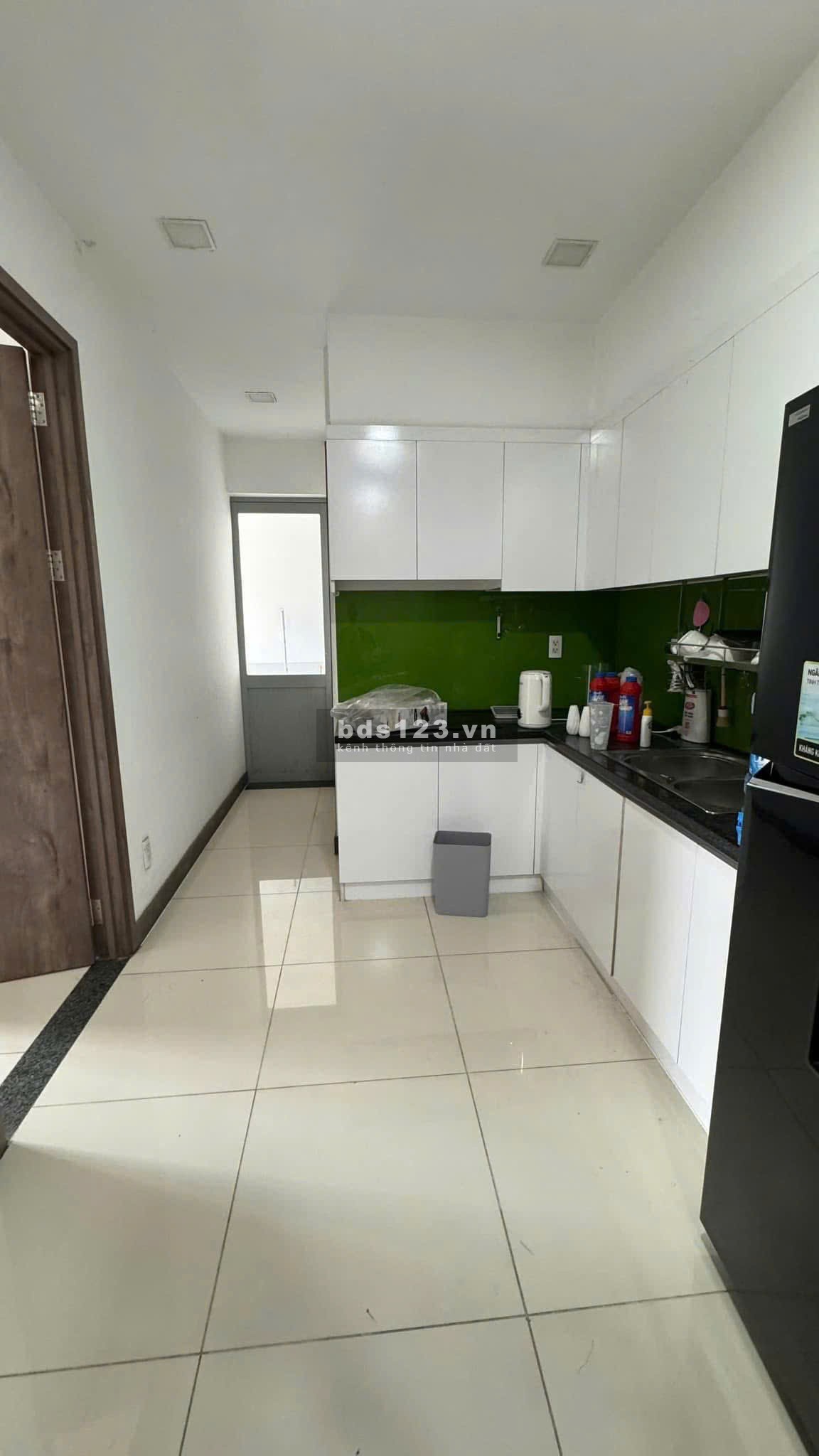 Chung cư Miếu Nổi (thang máy), Vũ Huy Tấn, BT: 10tr/th, 1p ngủ, 55m2.