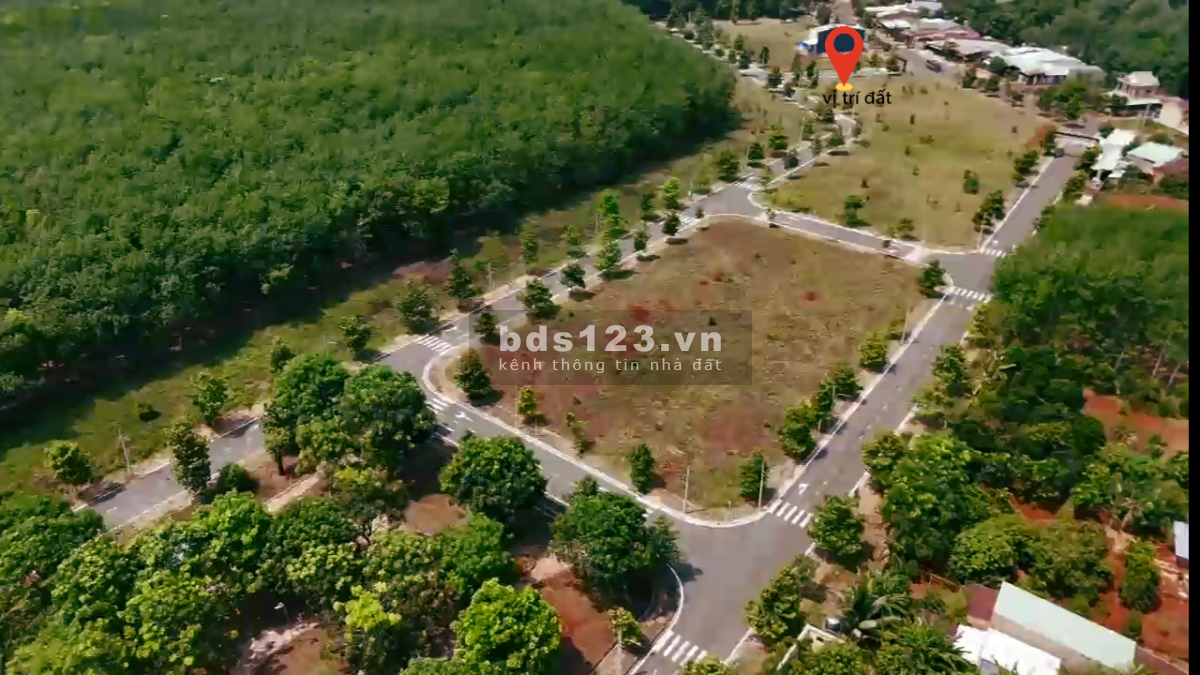 Bán 1 Lô Ngay Trung Tâm Xã (6x25) Thổ Cư 100% Giá Bán 5xx, Sổ Hồng Riêng (Kinh Doanh Được)