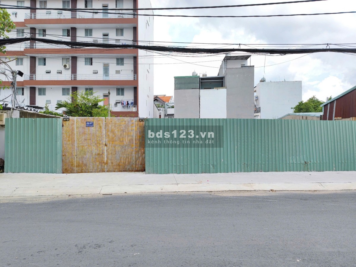 Gò Vấp, bán lô đất Dương Quảng Hàm P6, DT 20 x 30m 547M2