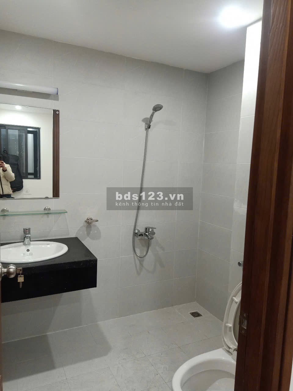 Bán căn 3 ngủ 2 vệ sinh, toà X2 - Đại Kim, Linh Đàm, Hoàng Mai. Lhe 0921863633 xem nhà thương lượng