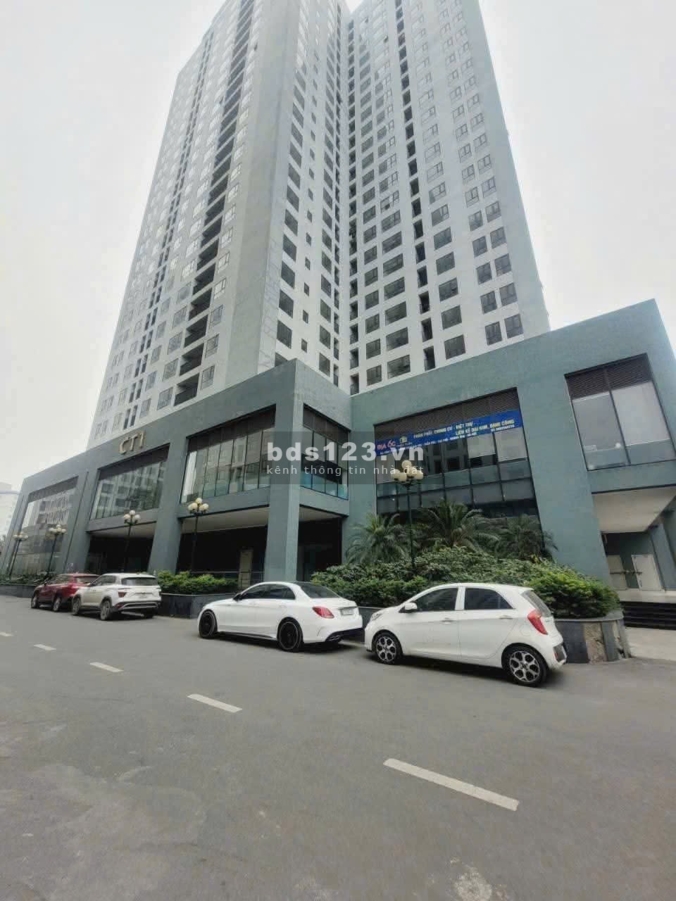 Bán căn 3 ngủ 2 vệ sinh, toà X2 - Đại Kim, Linh Đàm, Hoàng Mai. Lhe 0921863633 xem nhà thương lượng