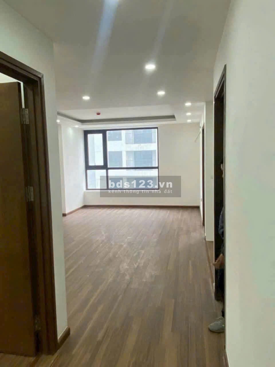 Bán căn 3 ngủ 2 vệ sinh, toà X2 - Đại Kim, Linh Đàm, Hoàng Mai. Lhe 0921863633 xem nhà thương lượng