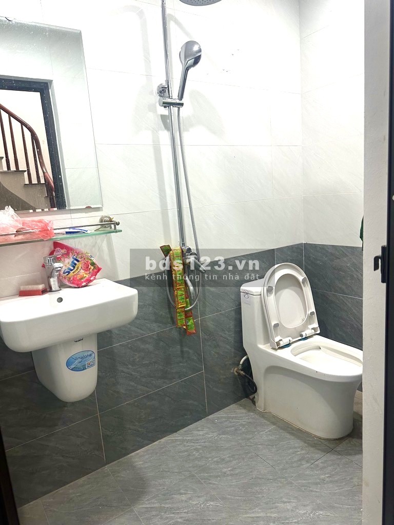Lai Xá, Hoài Đức – 4 tầng, 38m², mặt tiền 4,5m. Giá 5,35 tỷ (thương lượng). Giáp KĐT Hinode