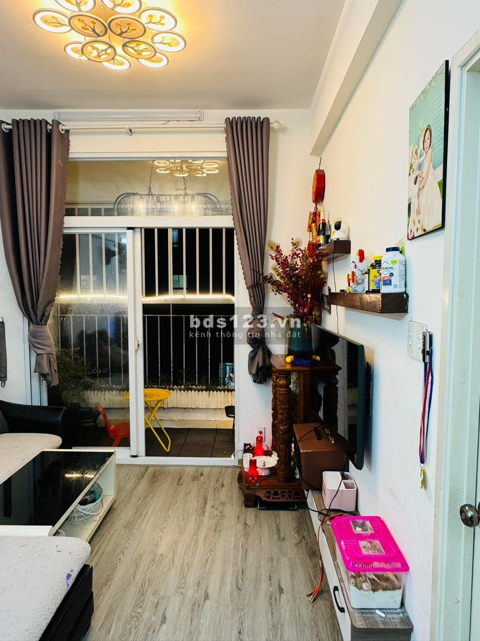 Chung cư 225 Hoàng Sa, Tân Định, Q1: 1p ngủ rộng, ban công, nhà mới 10tr/th
