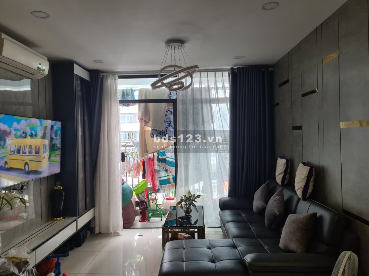 Chính chủ kẹt tiền bán căn hộ 64m2 3y8 thương lượng