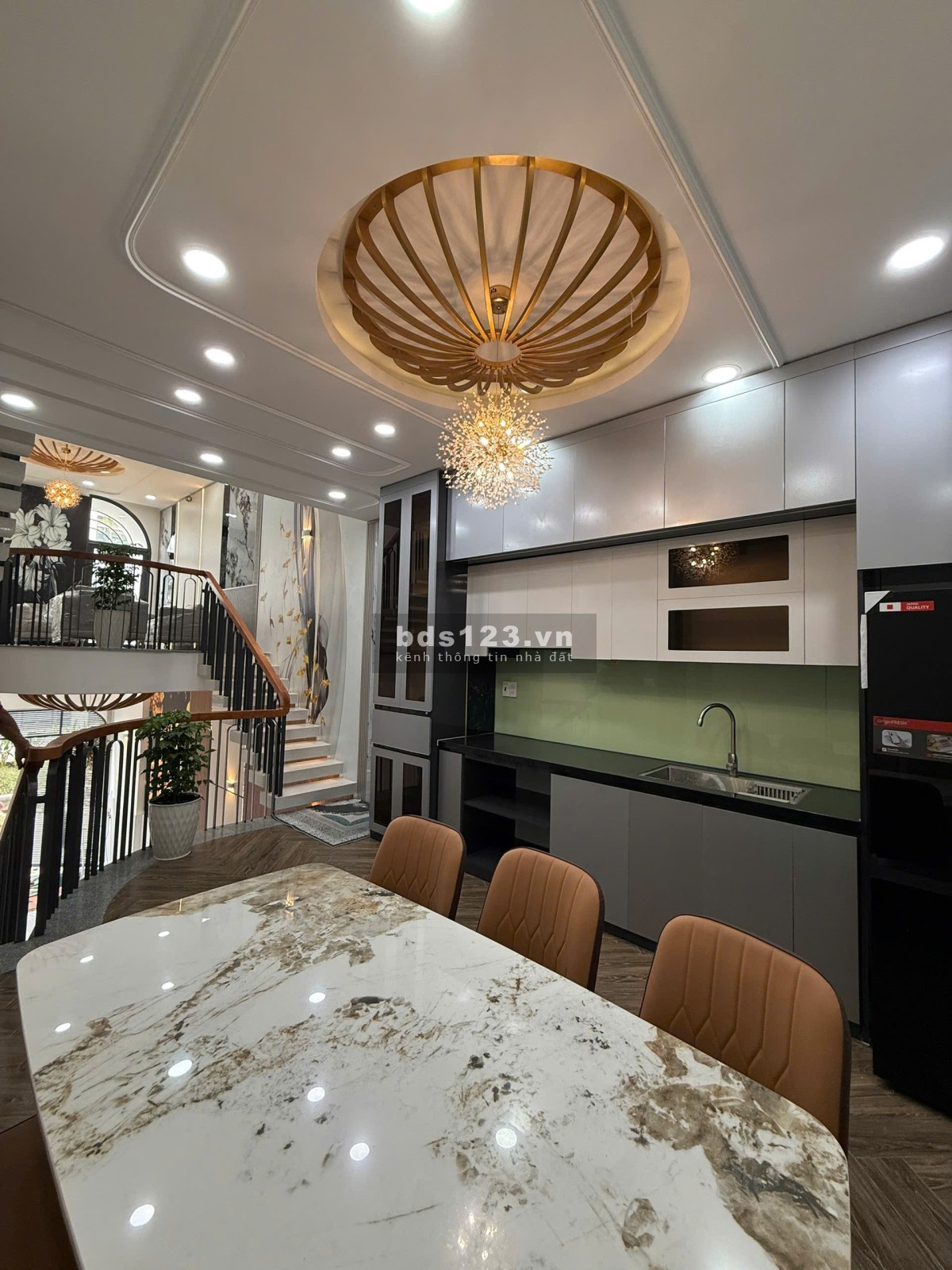 Quận 12 – Bán nhà mới 4 tầng, Thạnh Xuân 24. Đường nhựa 8m – Diện tích 4 x 17m – Giá: 6.5 tỷ