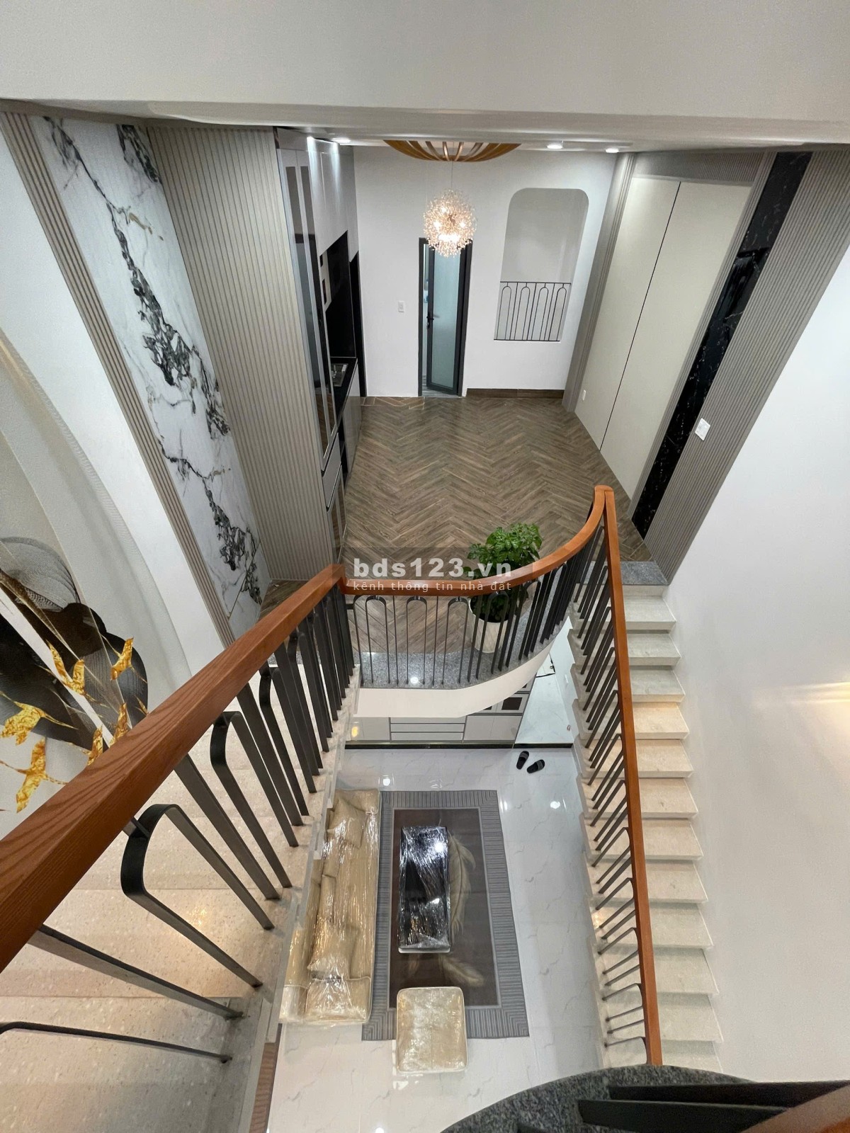 Quận 12 – Bán nhà mới 4 tầng, Thạnh Xuân 24. Đường nhựa 8m – Diện tích 4 x 17m – Giá: 6.5 tỷ