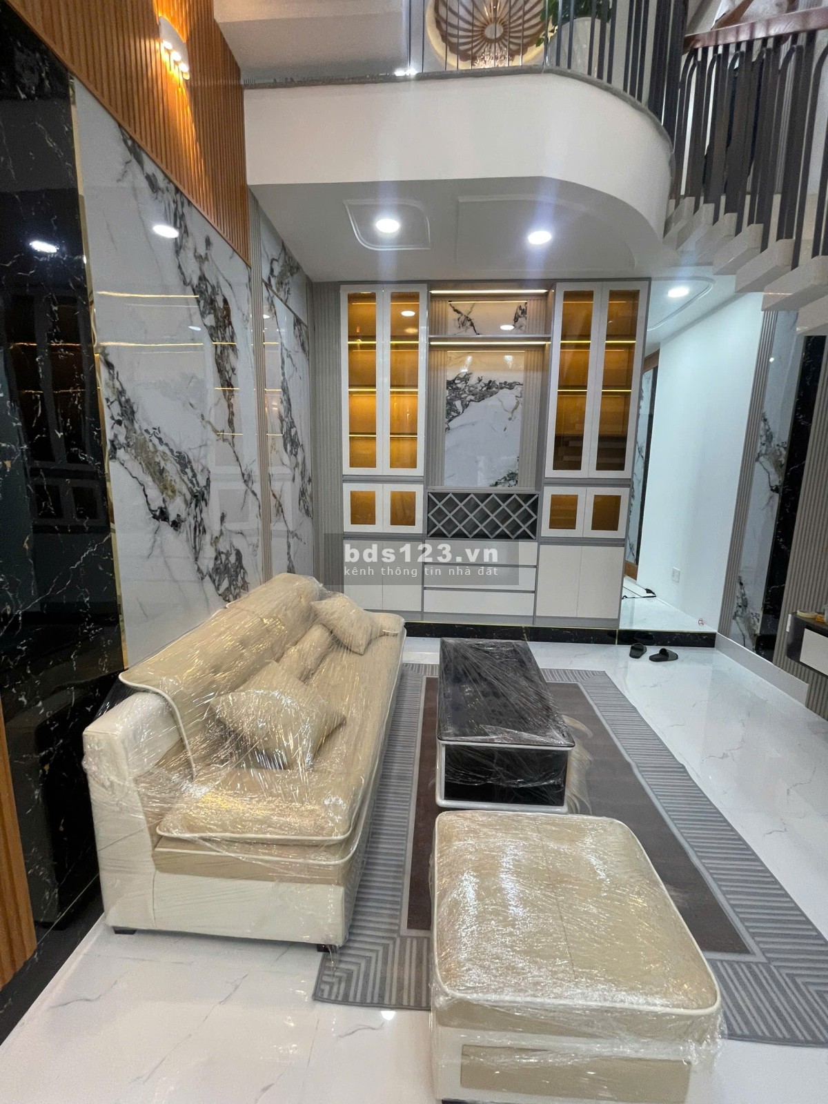 Quận 12 – Bán nhà mới 4 tầng, Thạnh Xuân 24. Đường nhựa 8m – Diện tích 4 x 17m – Giá: 6.5 tỷ