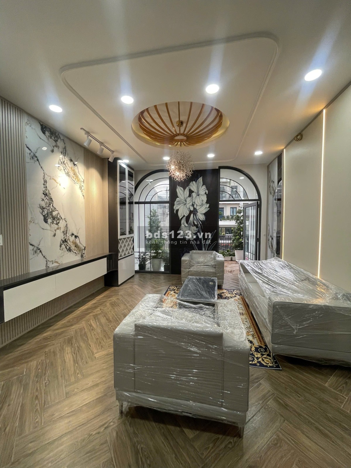 Quận 12 – Bán nhà mới 4 tầng, Thạnh Xuân 24. Đường nhựa 8m – Diện tích 4 x 17m – Giá: 6.5 tỷ