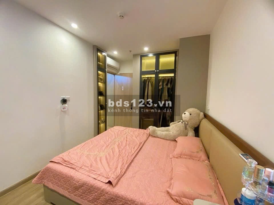 Căn Góc 3PN 98m2 lớn nhất Vin Smart City 5,75 tỷ - Thiết kế giấu bếp - Nội thất đẹp như hình- Sẵn sổ
