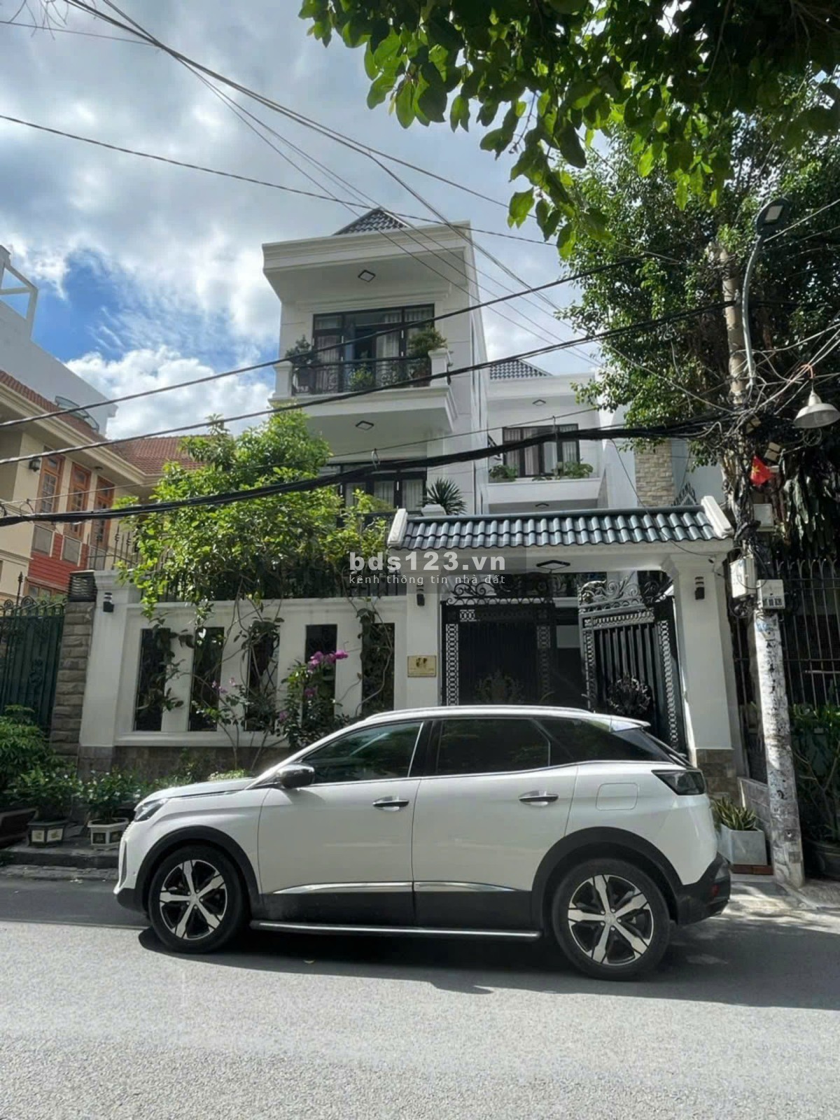 Gò Vấp – Biệt thự khu vực đẳng cấp, 2 mặt tiền Nguyễn Oanh. Diện tích: 8 x 23m – Đường 12m