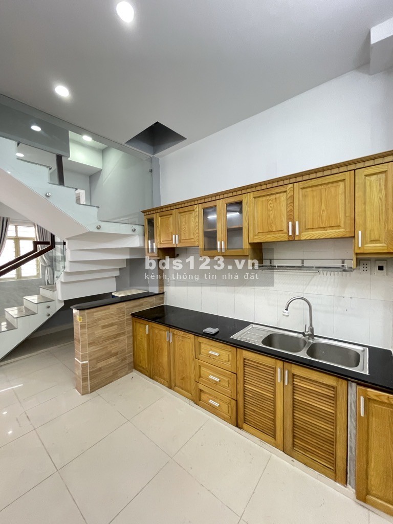 Nhà tuyệt đẹp giá rẻ hẻm Bờ Bao Tân Thắng 40m2, 3 Tầng BTCT, chỉ hơn 4 tỷ