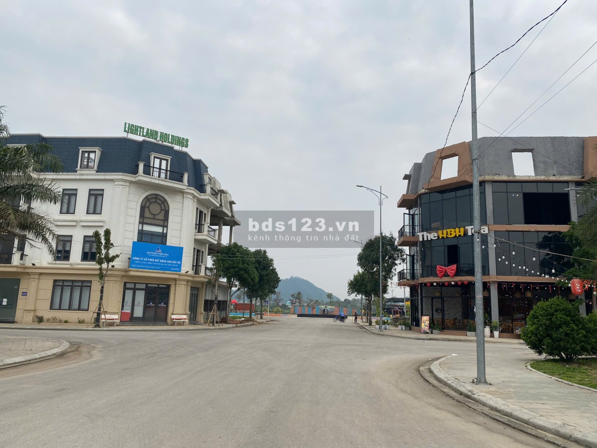 Lô góc Aurora Harbour – 100m² – Chỉ 2 tỷ – Đối diện chợ