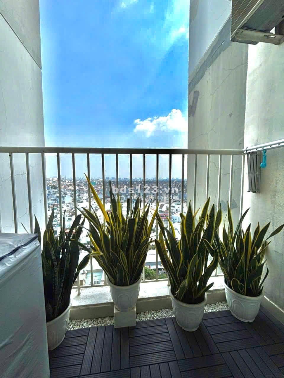 Chung cư Phúc Yên 1, Phan Huy Ích, Tân Bình: 96m2, 2p ngủ, 2wc 11tr/th