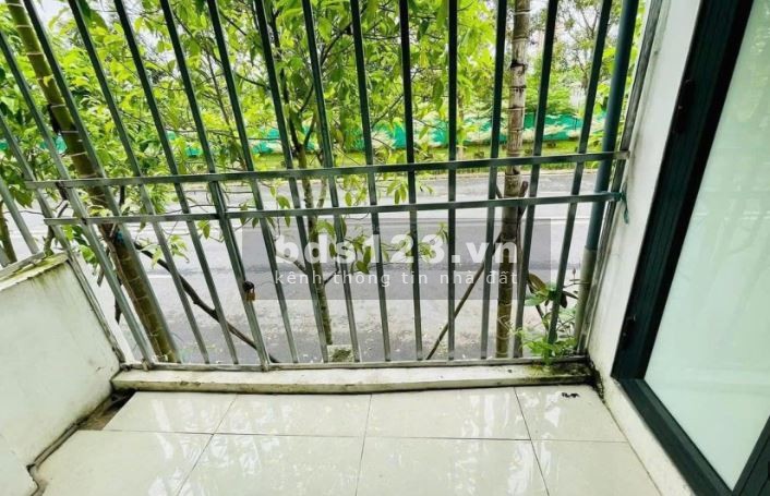 Bán nhà 3 tầng + Tum - Hà Trì, Hà Đông - 8.8 Tỷ(Sổ đỏ chính chủ, thiết kế hiện đại)