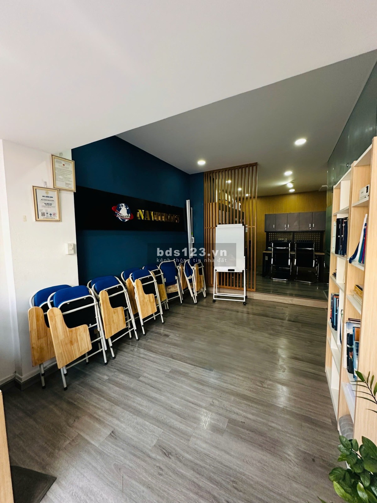 Cho thuê văn phòng 120 m2 – 330 m2 chỉ từ 35 triệu/ tháng