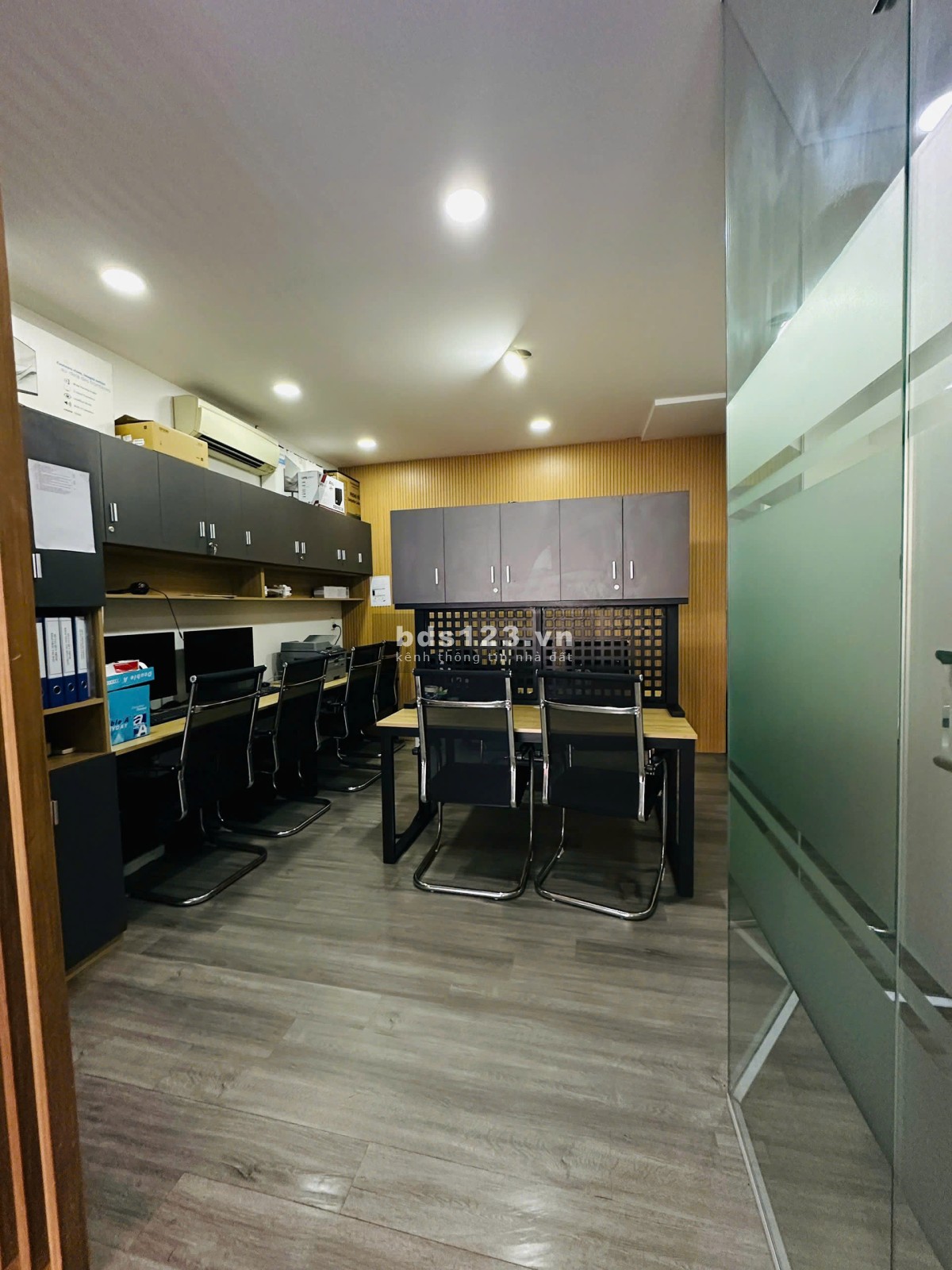Cho thuê văn phòng 120 m2 – 330 m2 chỉ từ 35 triệu/ tháng