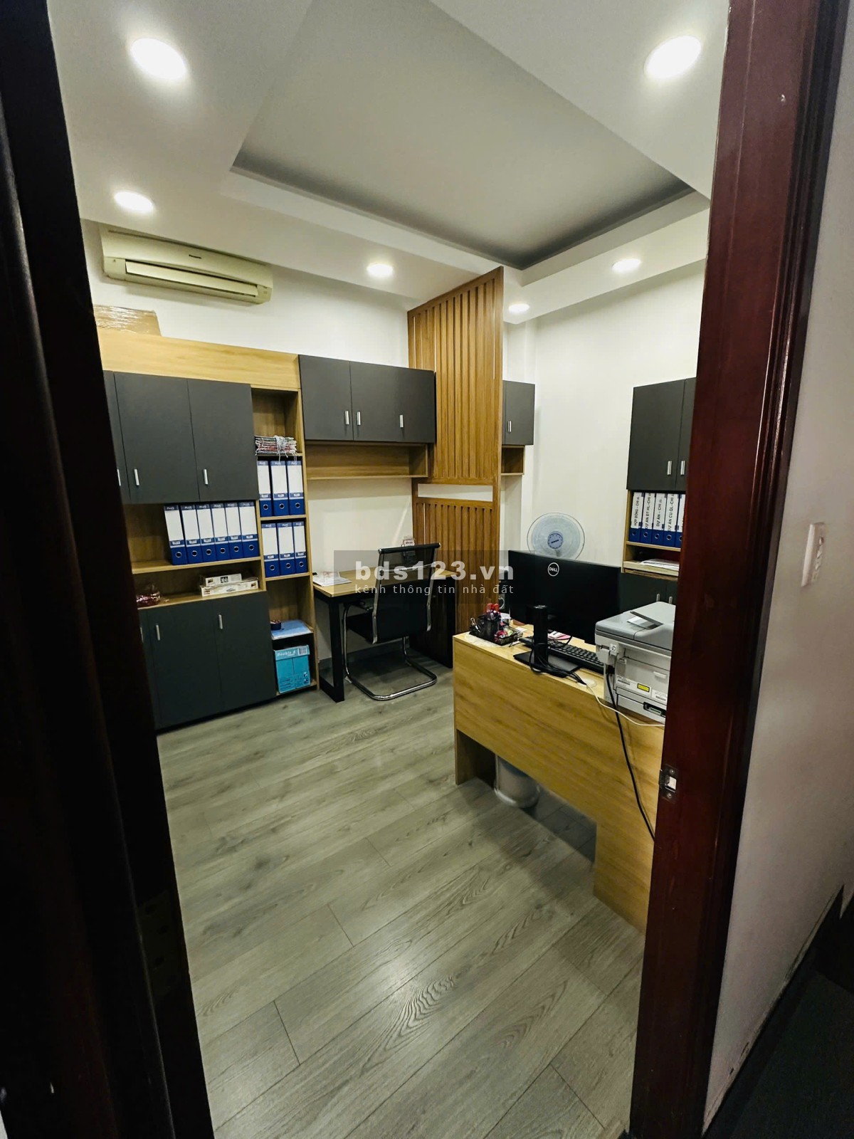 Cho thuê văn phòng 120 m2 – 330 m2 chỉ từ 35 triệu/ tháng