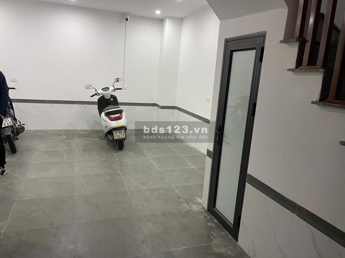 Bán Ccmn mới đẹp ngõ 136 Cầu Diễn, 50m² x 8 Tầng, Thang Máy – Dòng Tiền 60Tr/Tháng, giá chỉ 13.x Tỷ