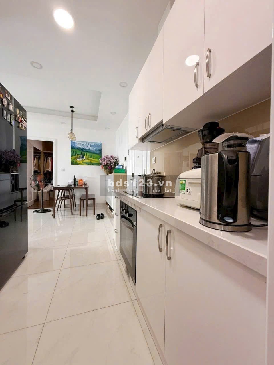 CC Newton, Trương Quốc Dung, PN: 2p ngủ, 2wc, nội thất cao cấp, 100m2, 22tr/th