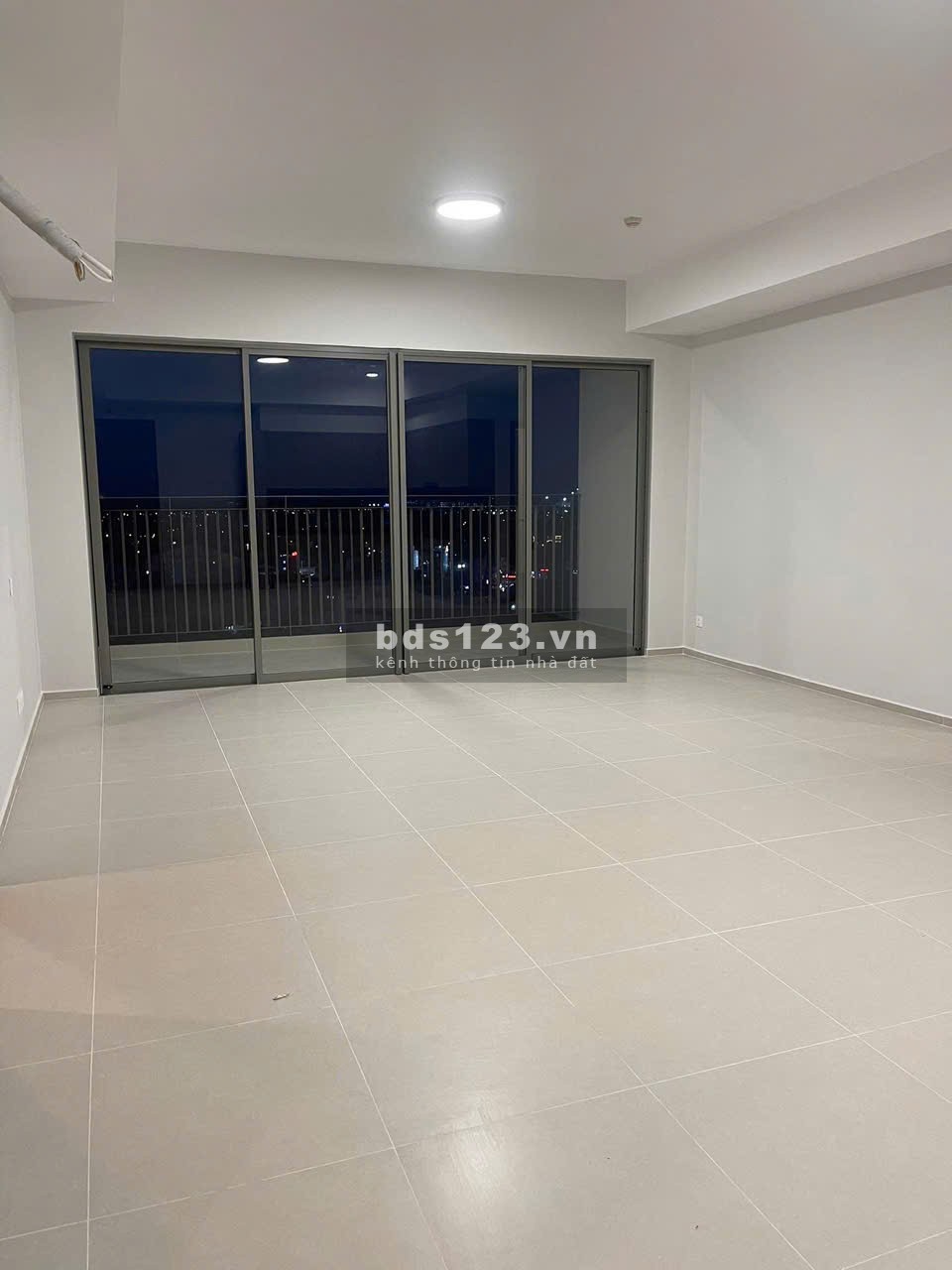 CHung cư Satra Eximland, Phan Đăng Lưu, PN: 3p ngủ, 2wc, 24tr/th