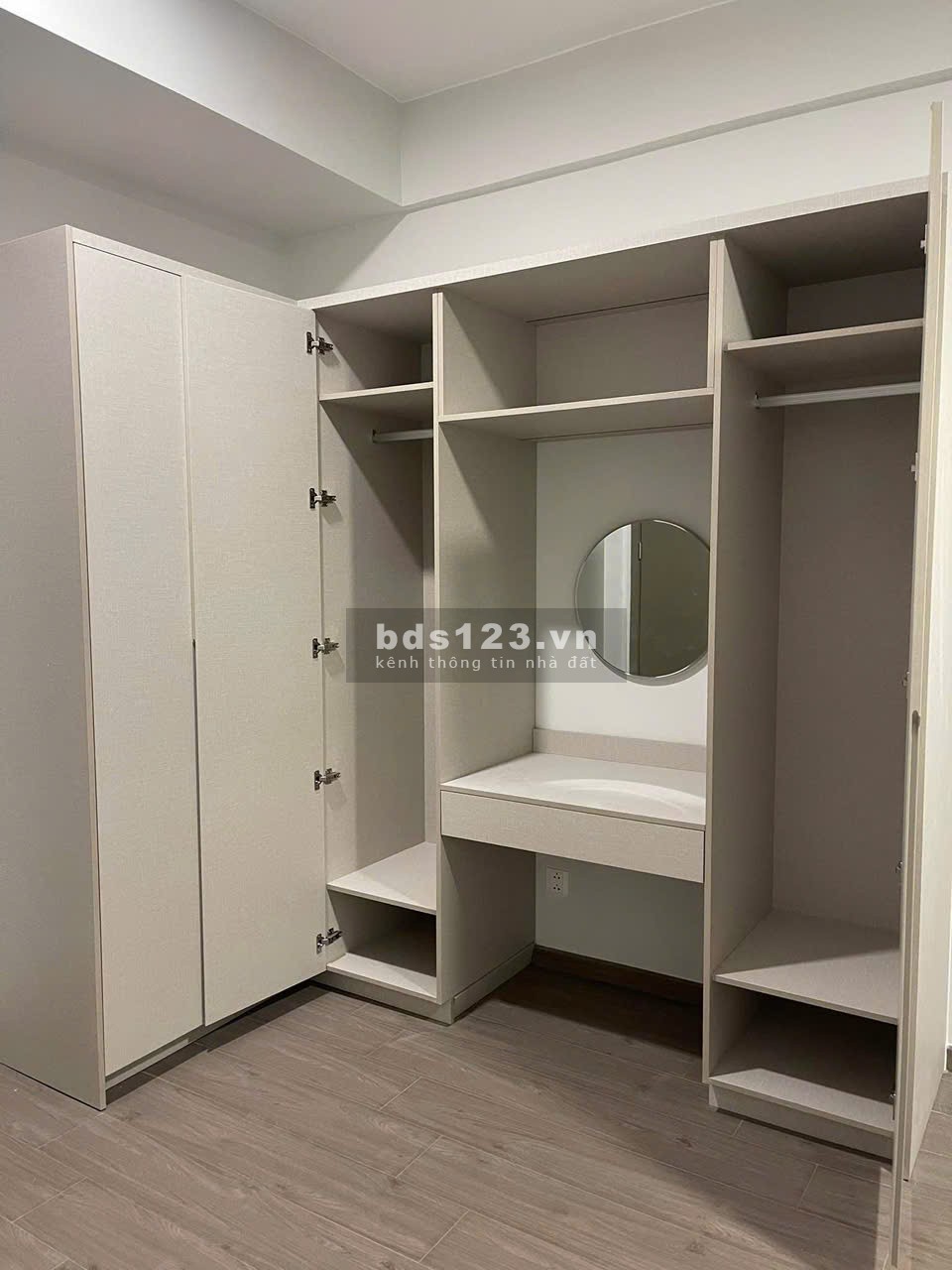 CHung cư Satra Eximland, Phan Đăng Lưu, PN: 3p ngủ, 2wc, 24tr/th