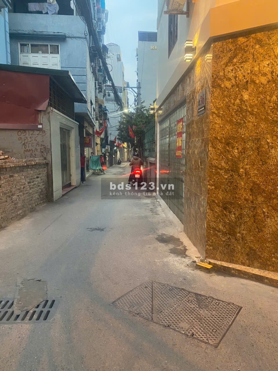 Mặt Bằng Kinh Doanh Phạm Văn Đồng, 90m² – giá 12Tr/Tháng