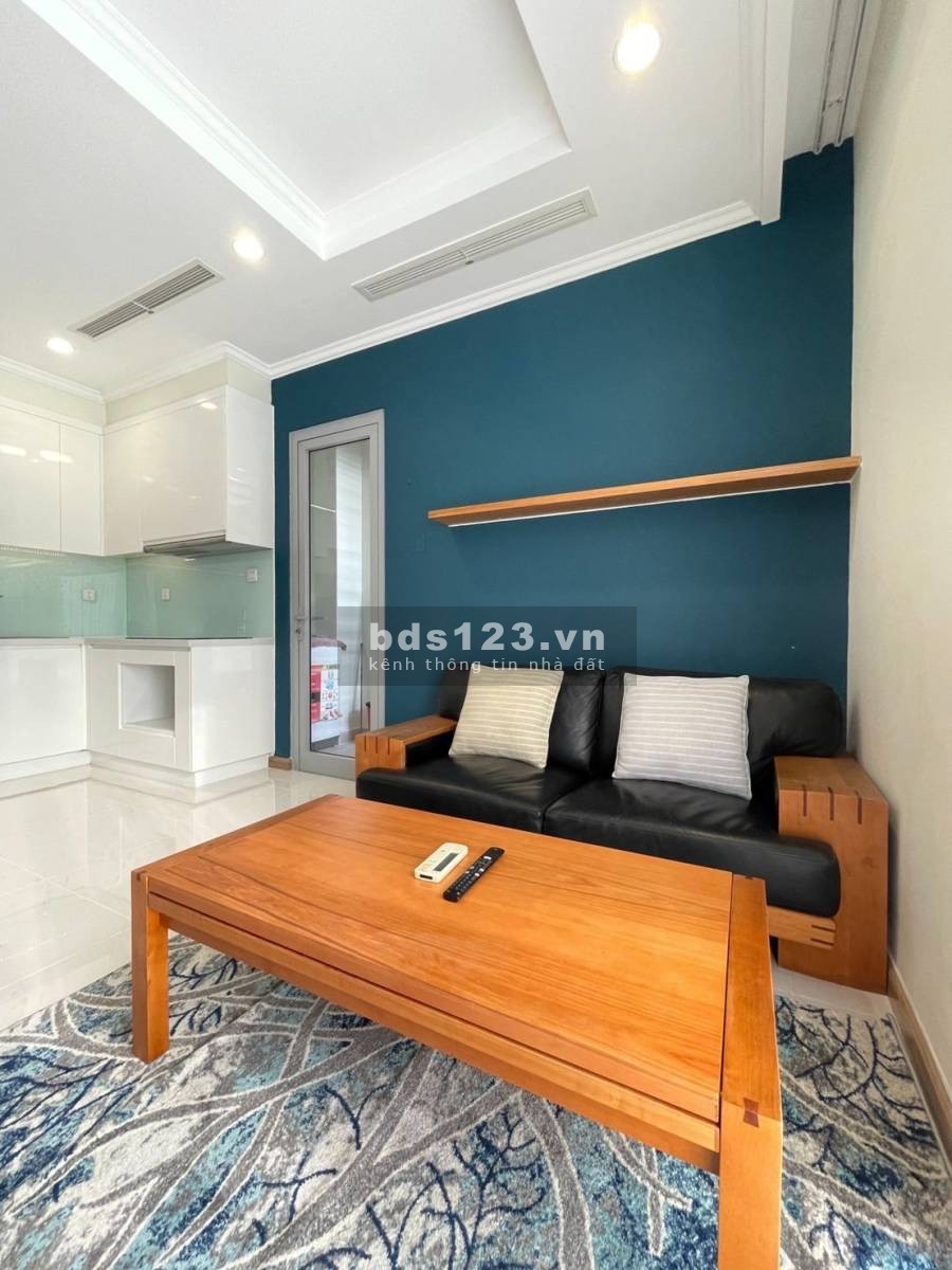 Cần bán căn hộ cao cấp Vinhome Central Park, L3, Lầu cao, Suất Nước ngoài, 2 PN