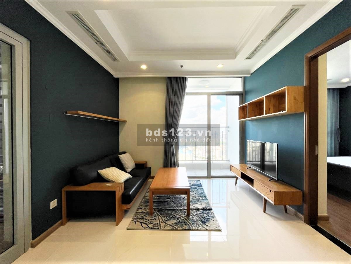 Cần bán căn hộ cao cấp Vinhome Central Park, L3, Lầu cao, Suất Nước ngoài, 2 PN