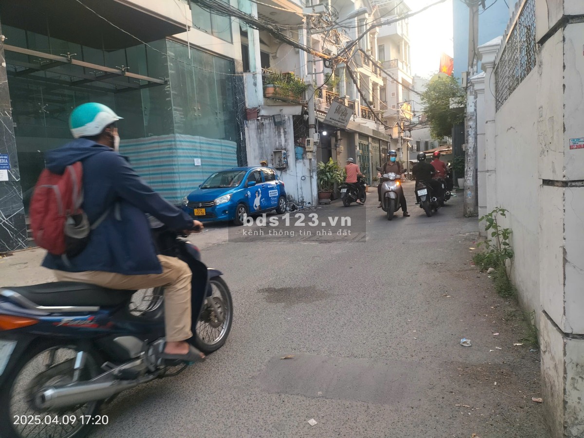 Gò Vấp, bán toà nhà văn phòng mặt tiền Nguyễn Văn Lượng, diện tích 1165m², giá 35 tỷ