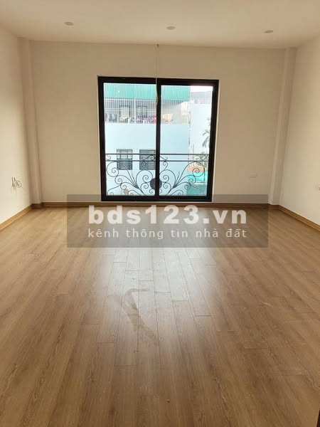 Nhà mặt tiền kinh doanh đang cho thuê 10 triệu/tháng – KDC Thuận Giao – Giá 4,2 tỷ