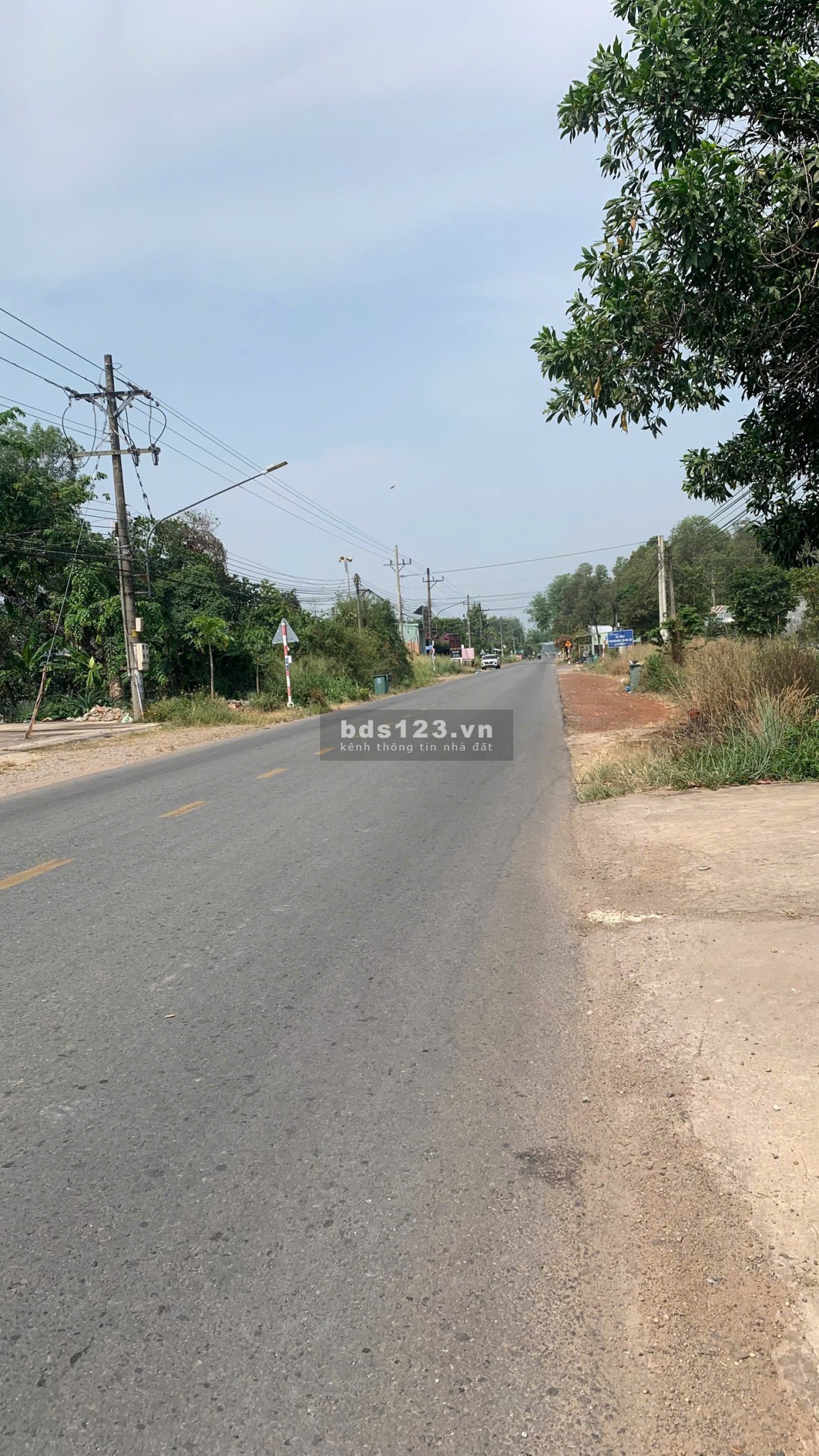Bán gấp đất nền đẹp, gần đường tỉnh DT750, đầy đủ tiện ích