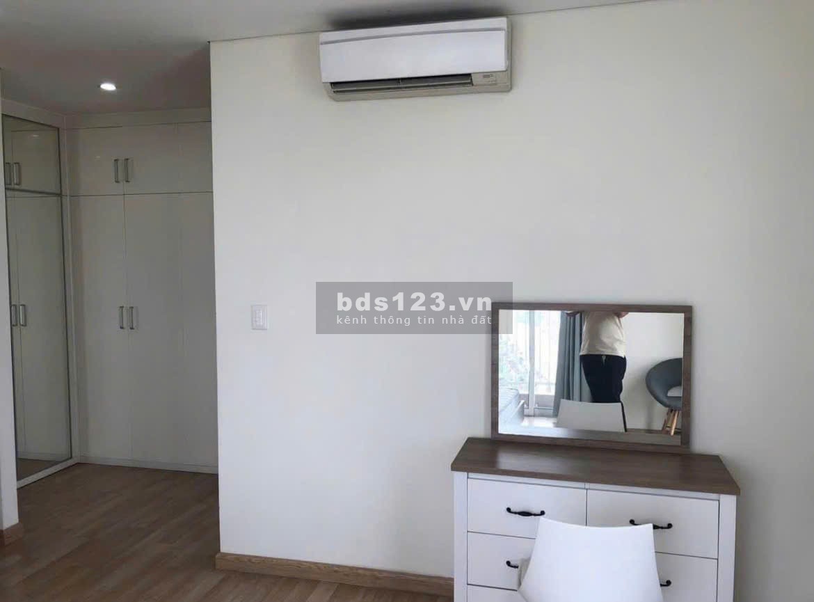 Chung cư Saigon Airport, Bạch Đằng, P2, TB, 96m2, 2PN, 2WC, 17tr/tháng