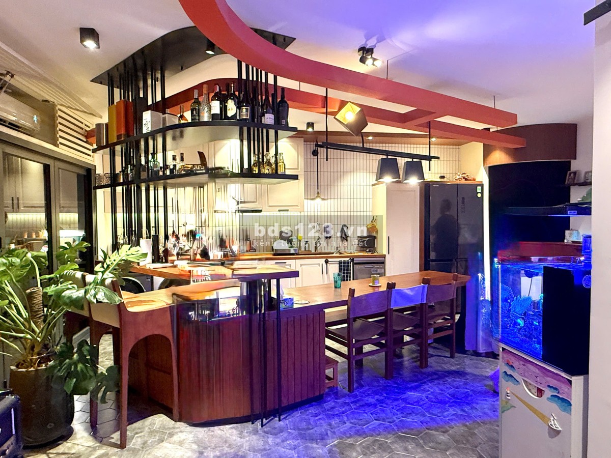 Căn 82m2 Hoàng Kim Thế Gia, sổ hồng sẵn, thanh toán 950tr ở ngay, nhà mới